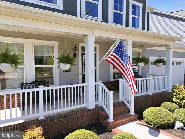 17942 Woods View Drive, Dumfries, VA 22026