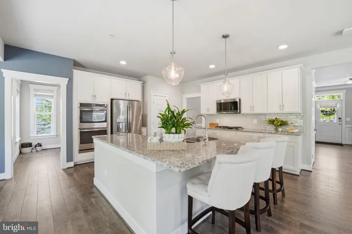 17942 Woods View Drive, Dumfries, VA 22026