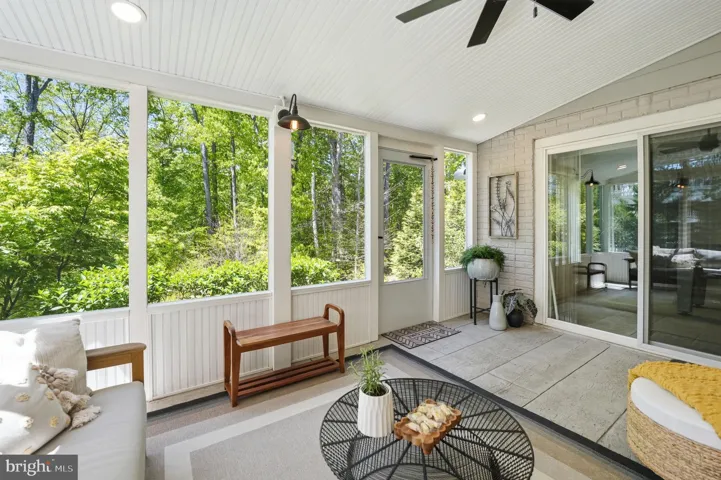 17942 Woods View Drive, Dumfries, VA 22026