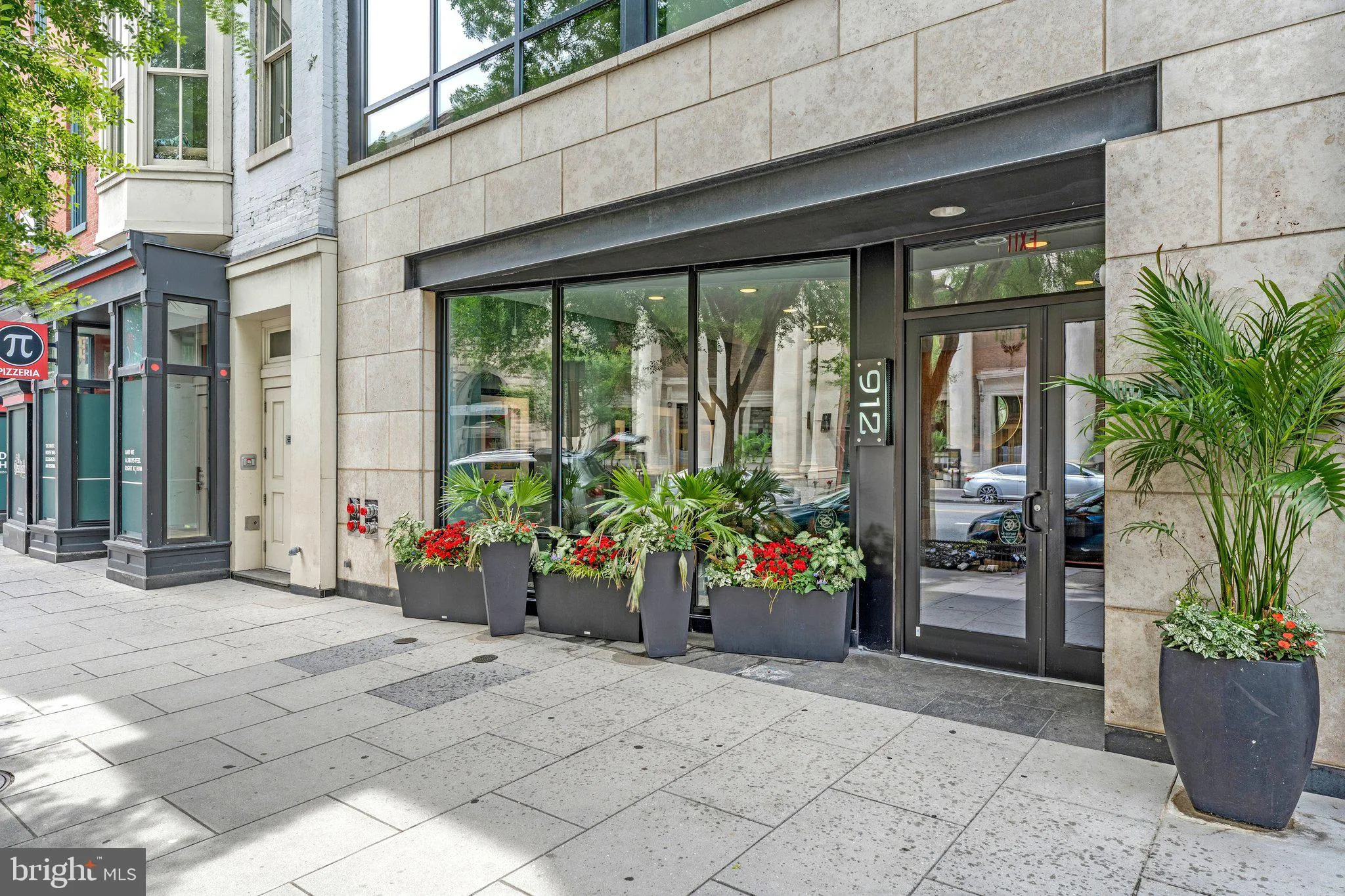 912 F STREET, Washington, DC 20004