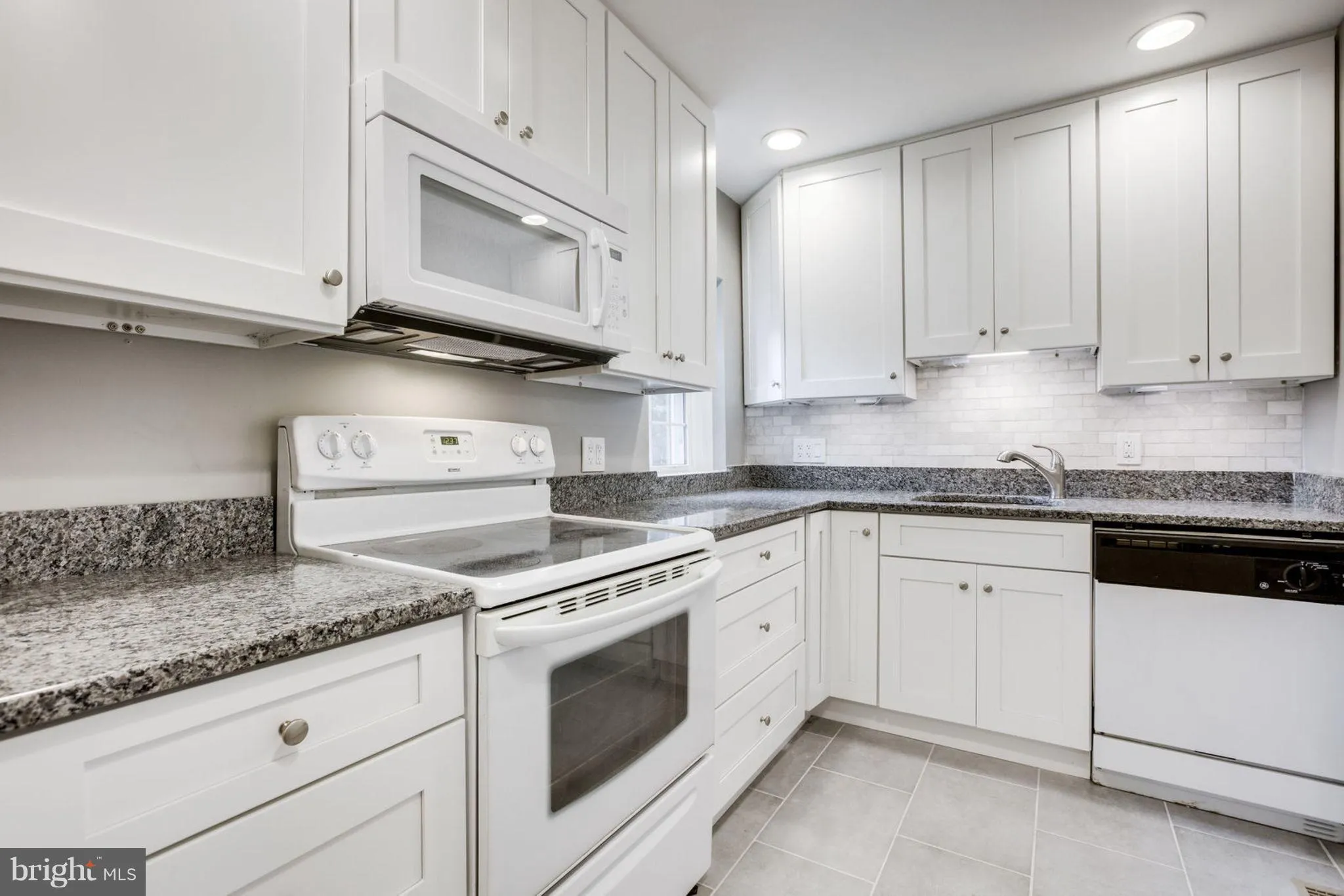 2983 COLUMBUS STREET, Arlington, VA 22206