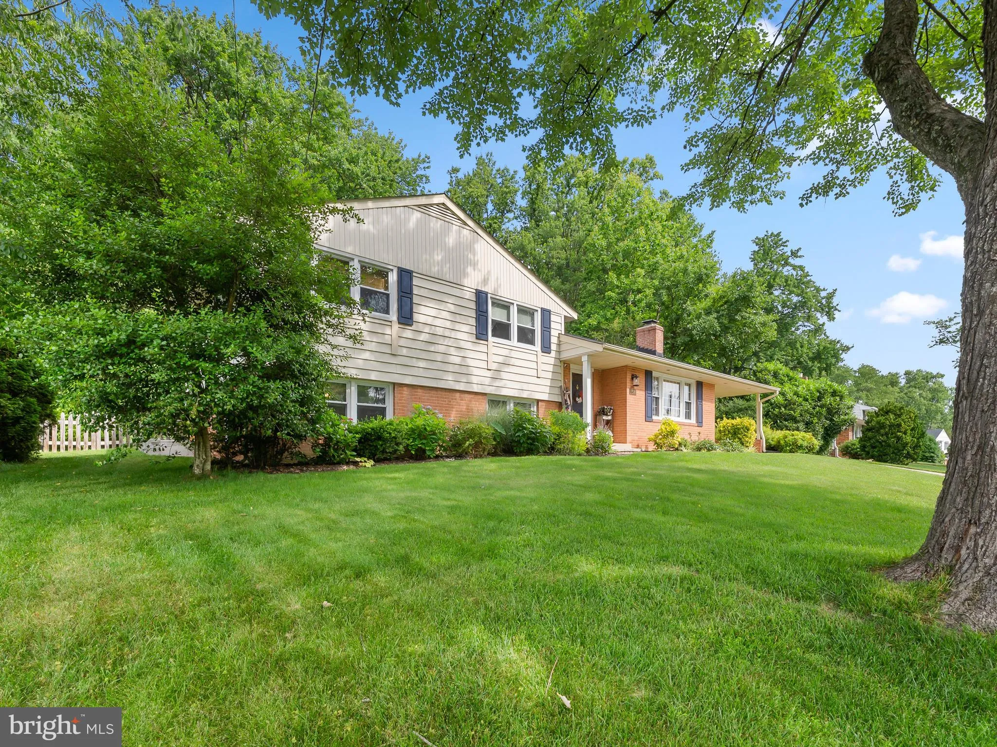5208 LINDSAY STREET, Fairfax, VA 22032