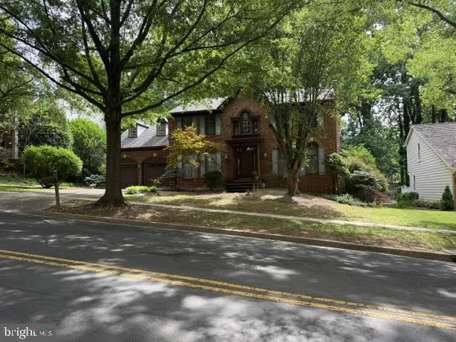 5621 SUGARBUSH LANE, Rockville, MD 20852
