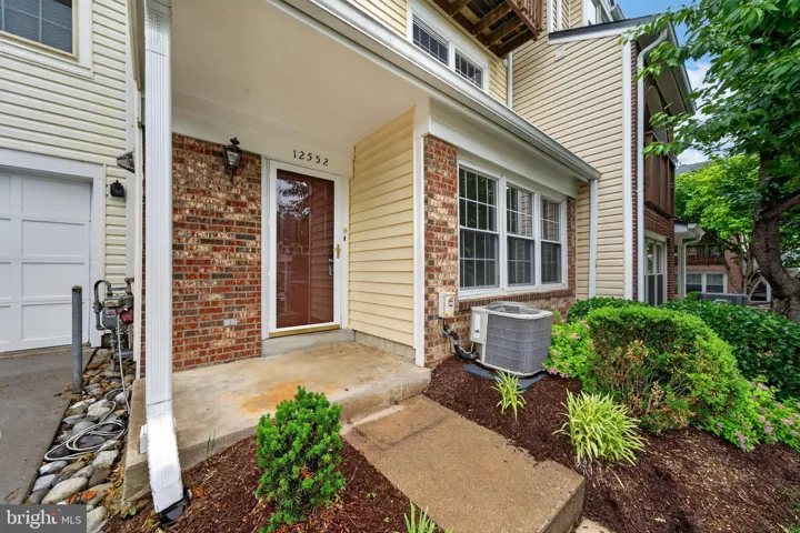 12552 Kempston Lane, Woodbridge, VA 22192