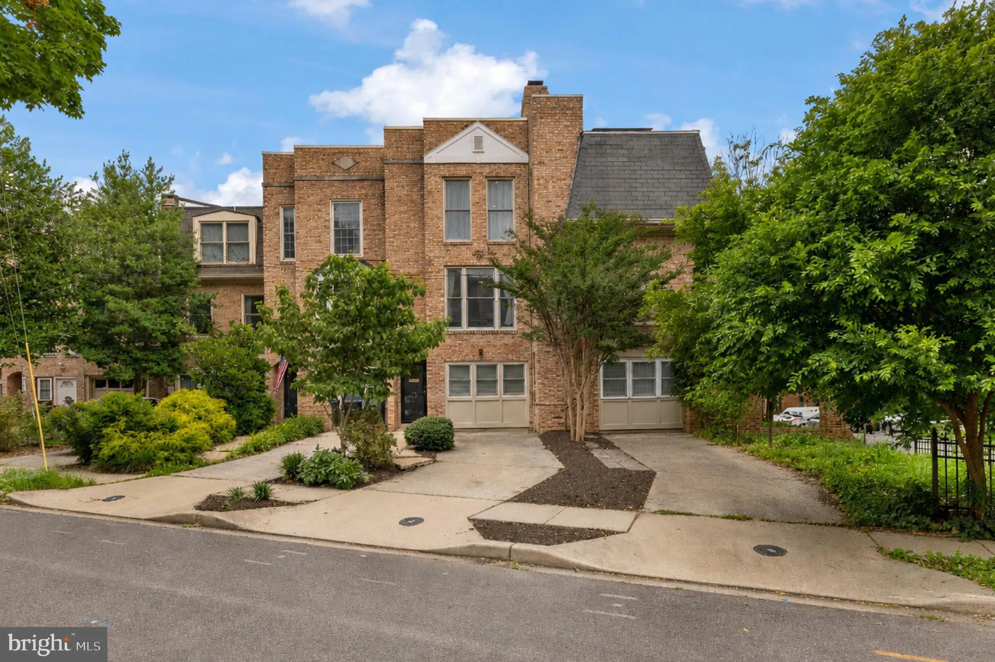 3745 1/2 KANAWHA STREET, Washington, DC 20015