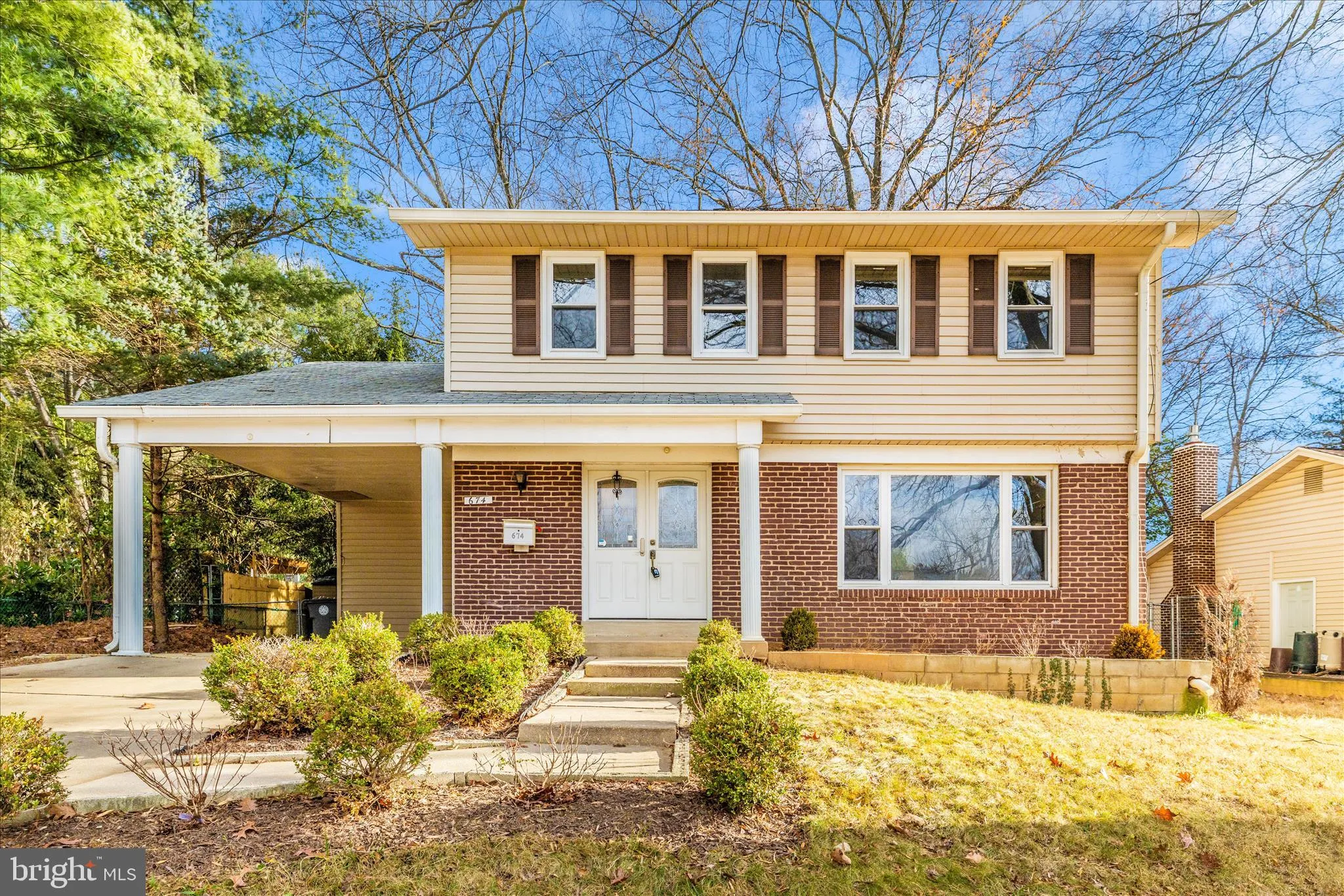 674 COLLEGE PARKWAY, Rockville, MD 20850
