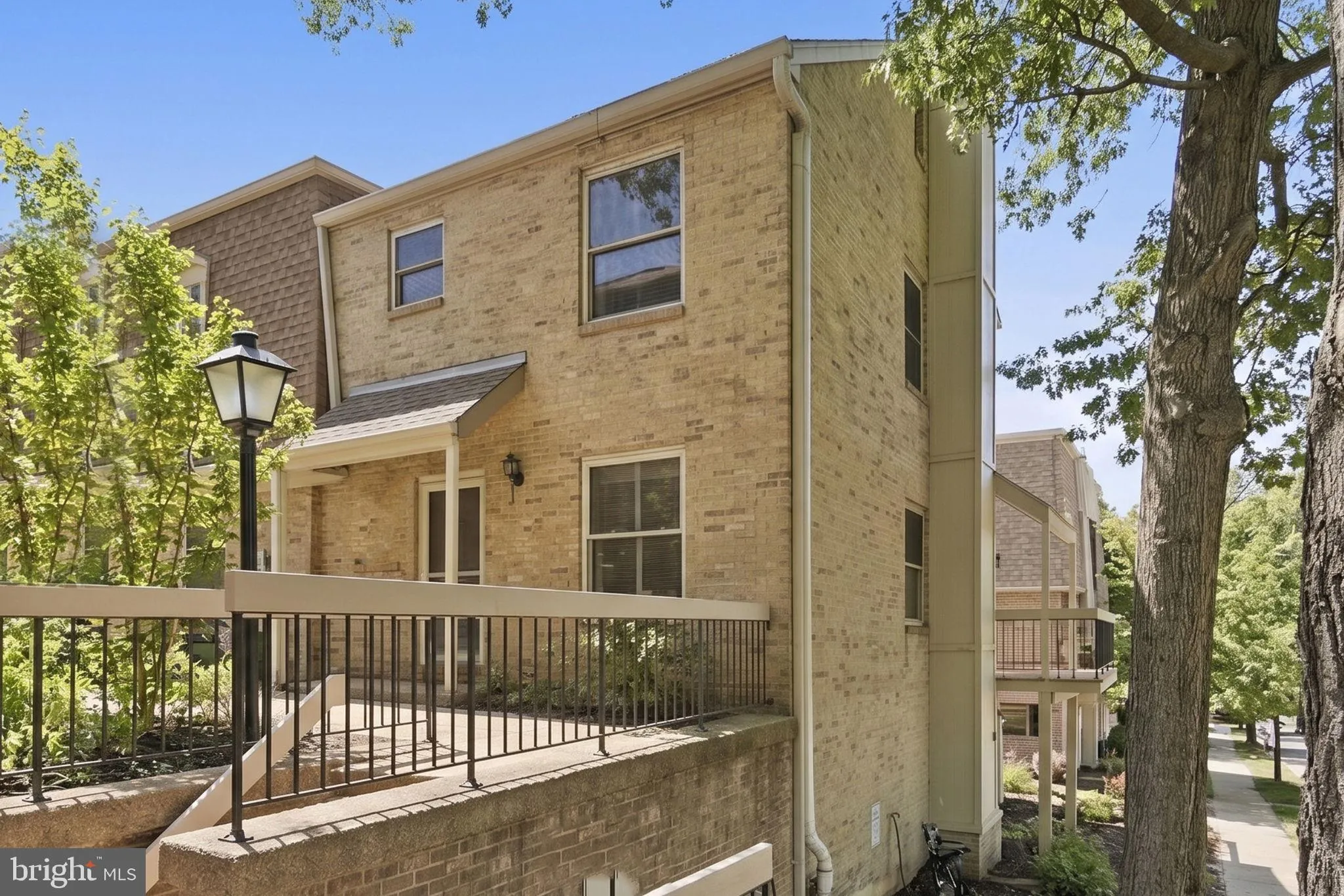 1625 KENWOOD AVENUE, Alexandria, VA 22302