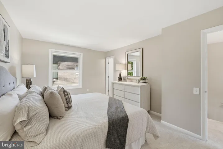 1625 Kenwood Avenue, Alexandria, VA 22302