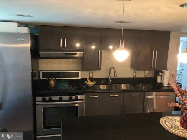 1409 MONROE STREET, Washington, DC 20017
