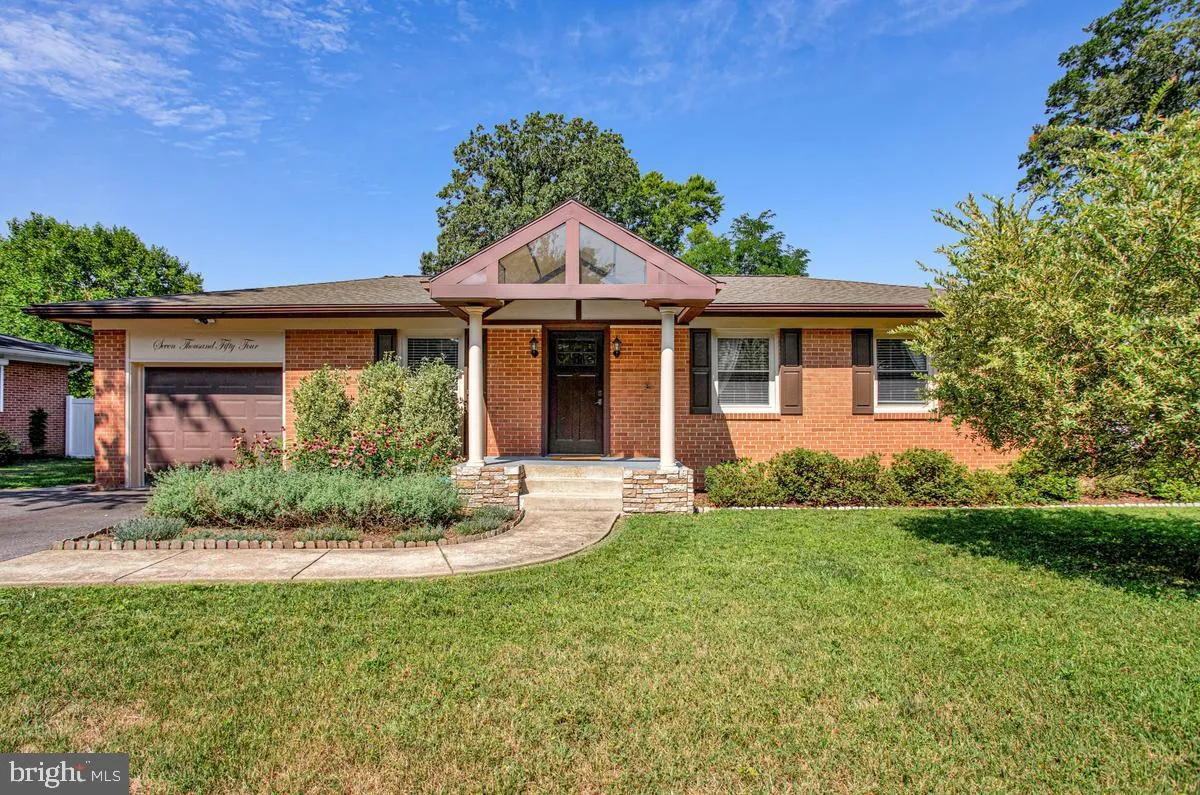 7054 CHARLESTON AVENUE, North Beach, MD 20714