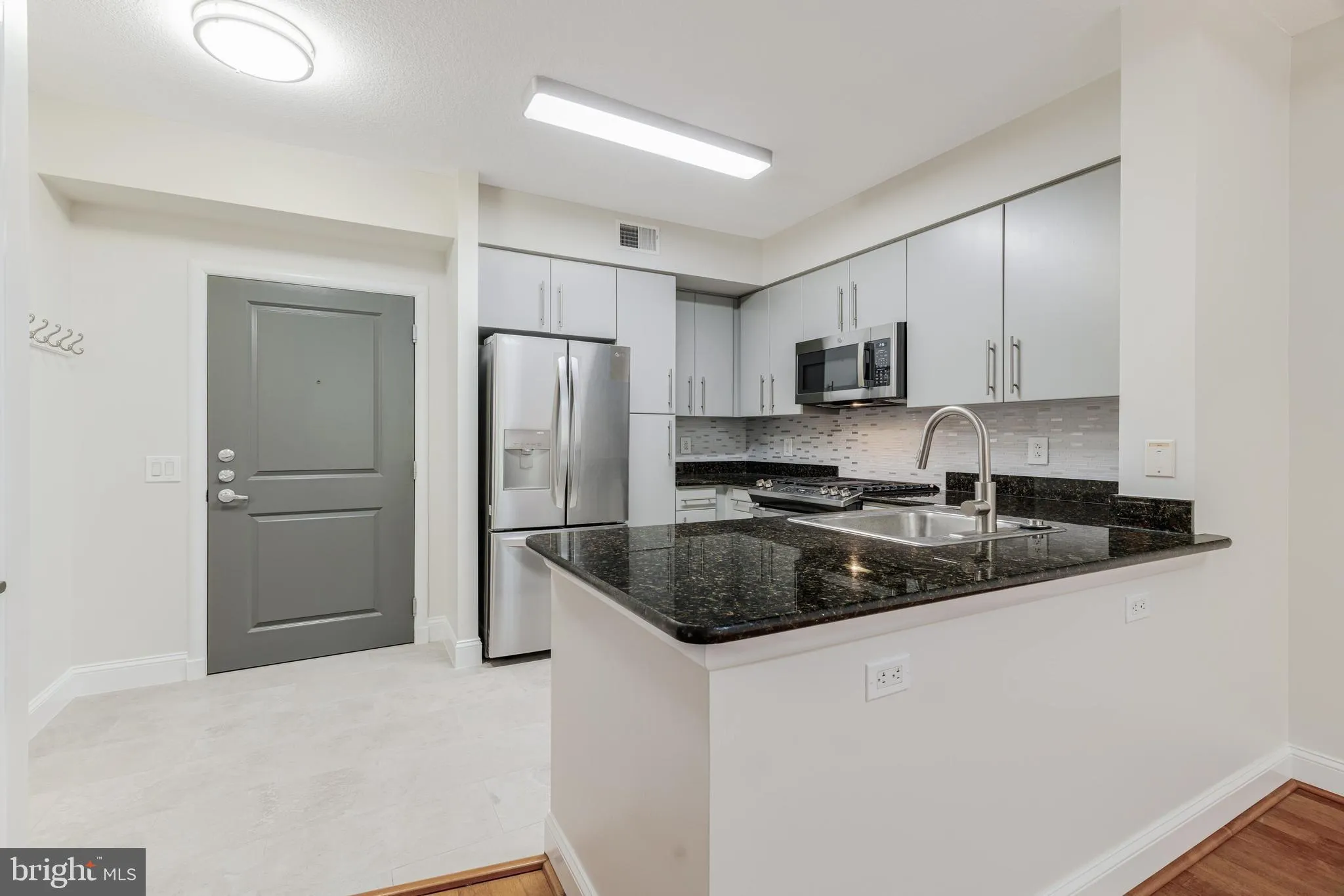 1021 GARFIELD, Arlington, VA 22201