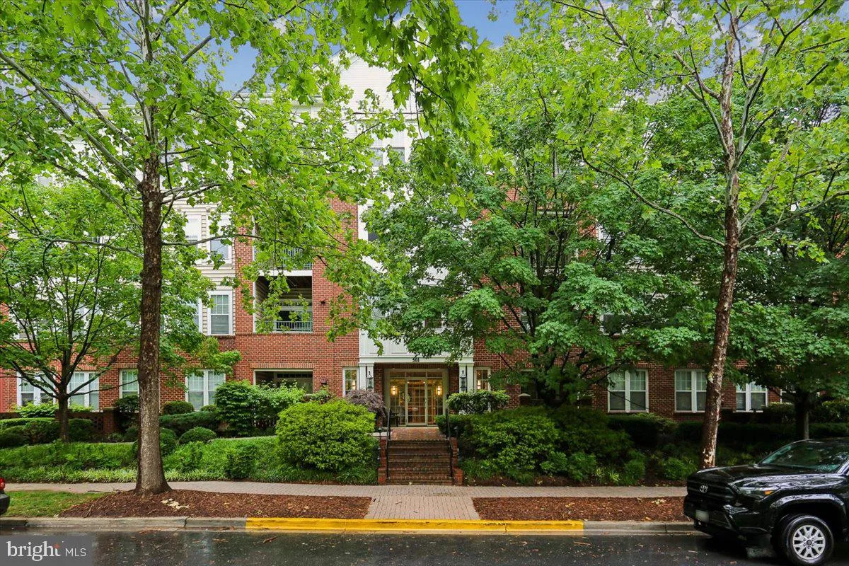 501 KING FARM BOULEVARD, Rockville, MD 20850