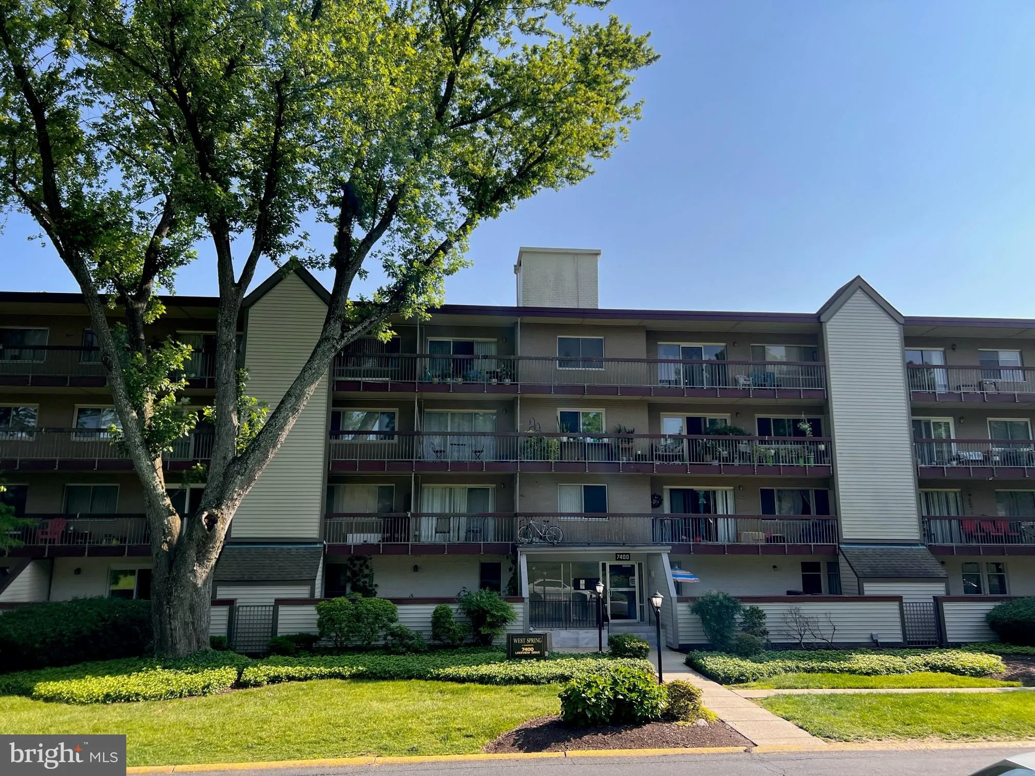 7400 LAKEVIEW DRIVE, Bethesda, MD 20817