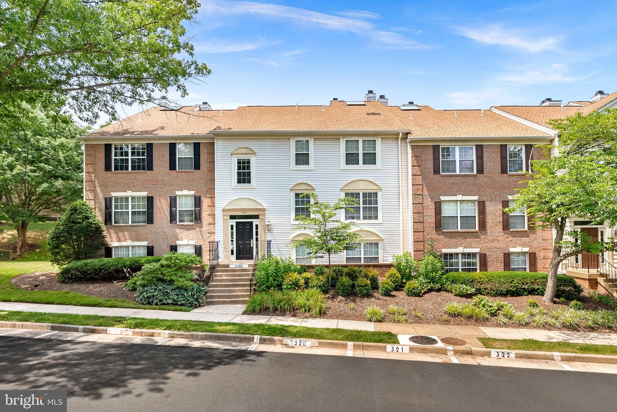 12110 GREEN LEAF COURT, Fairfax, VA 22033