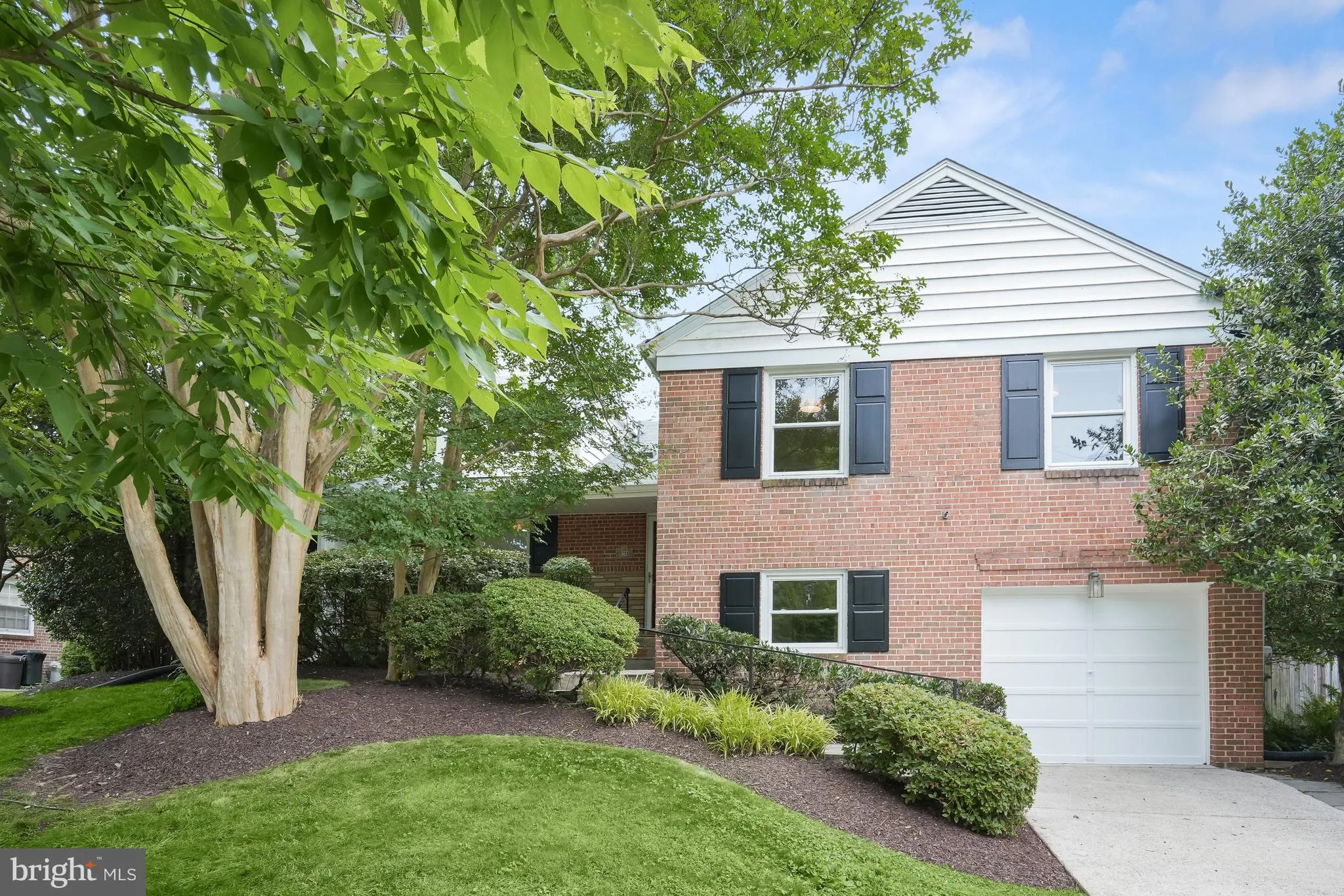 9210 BARDON ROAD, Bethesda, MD 20814