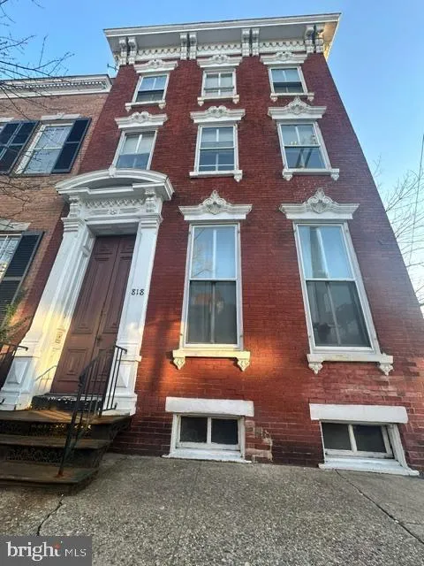 818 PRINCE STREET, Alexandria, VA 22314