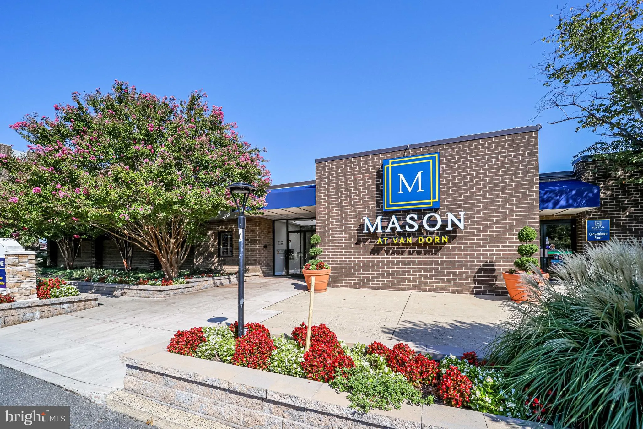 4 VAN DORN, Alexandria, VA 22304