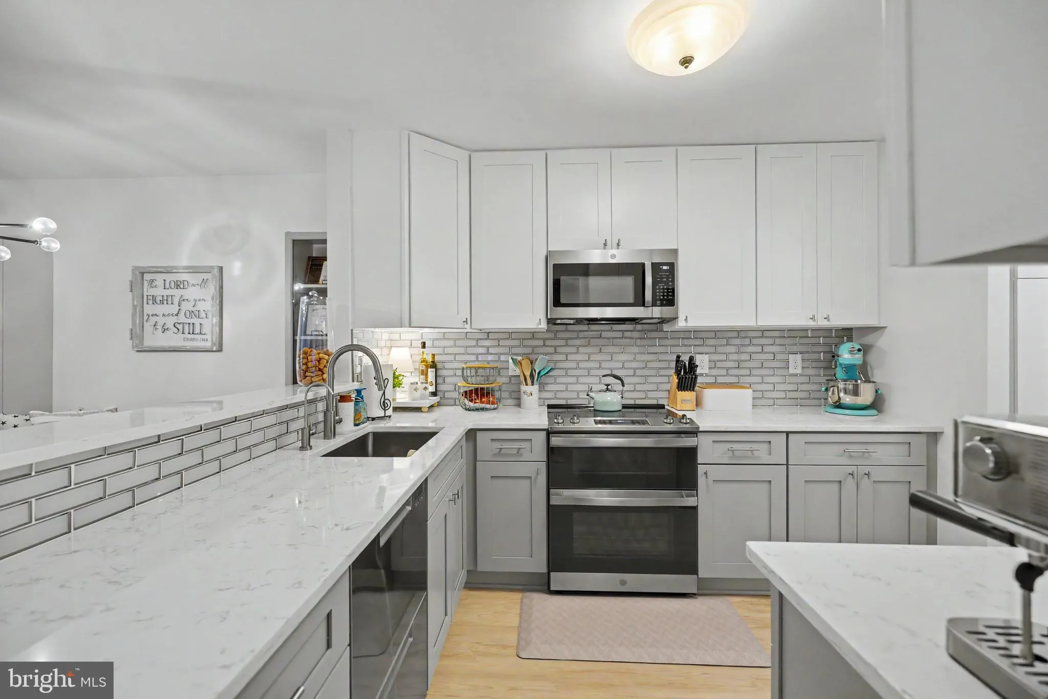 1054 WARWICK COURT, Sterling, VA 20164