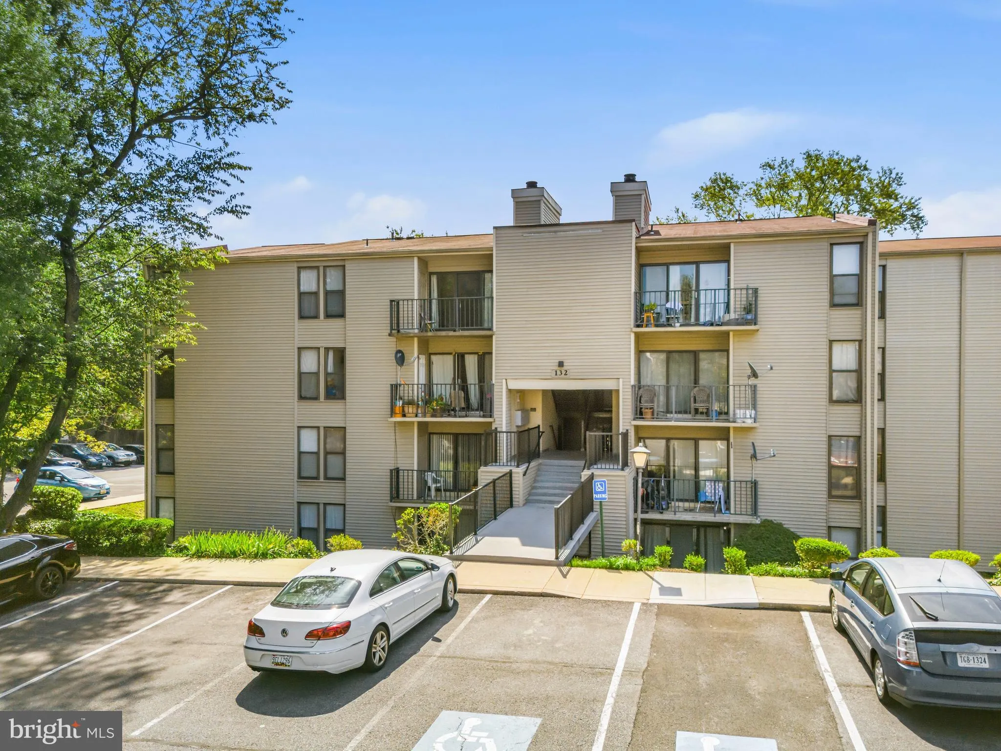132 DUVALL LANE, Gaithersburg, MD 20877