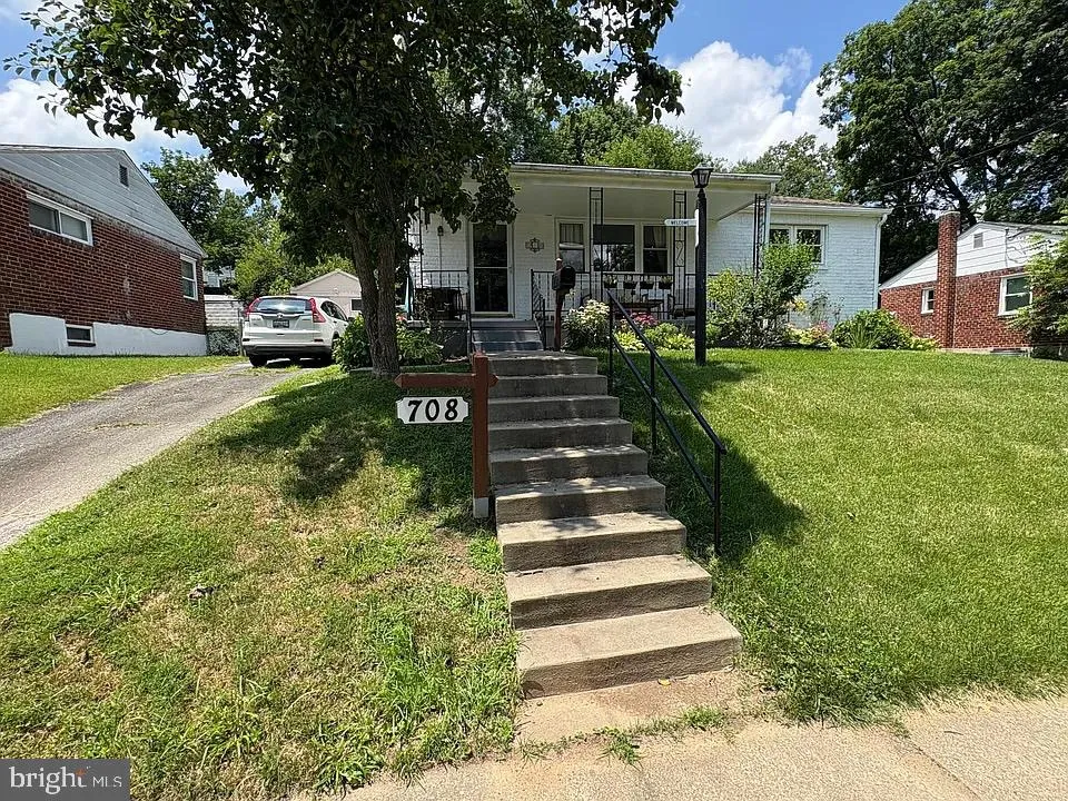 708 1ST STREET, Rockville, MD 20851