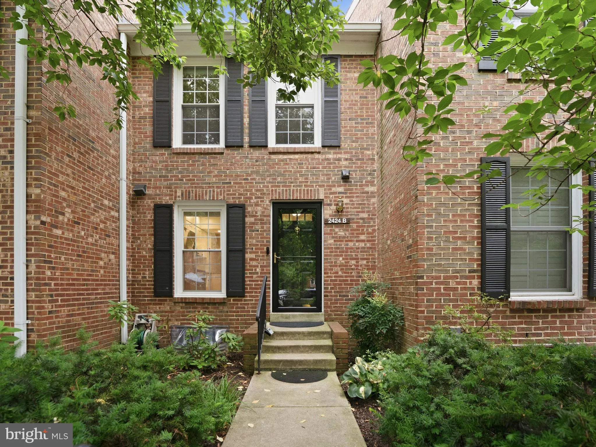 2424 WALTER REED DRIVE, Arlington, VA 22206