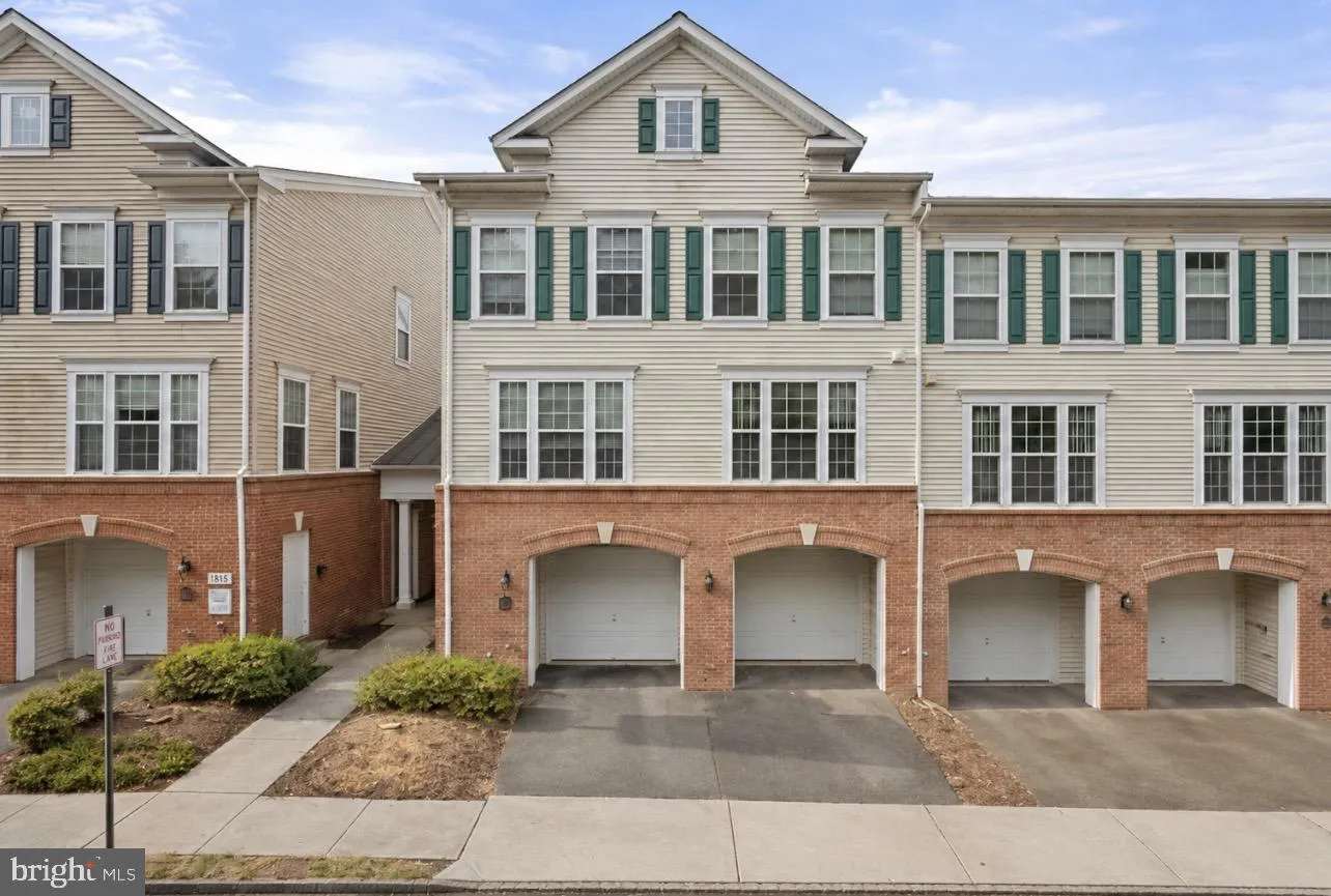 7049 HUNTLEY RUN PLACE, Alexandria, VA 22306