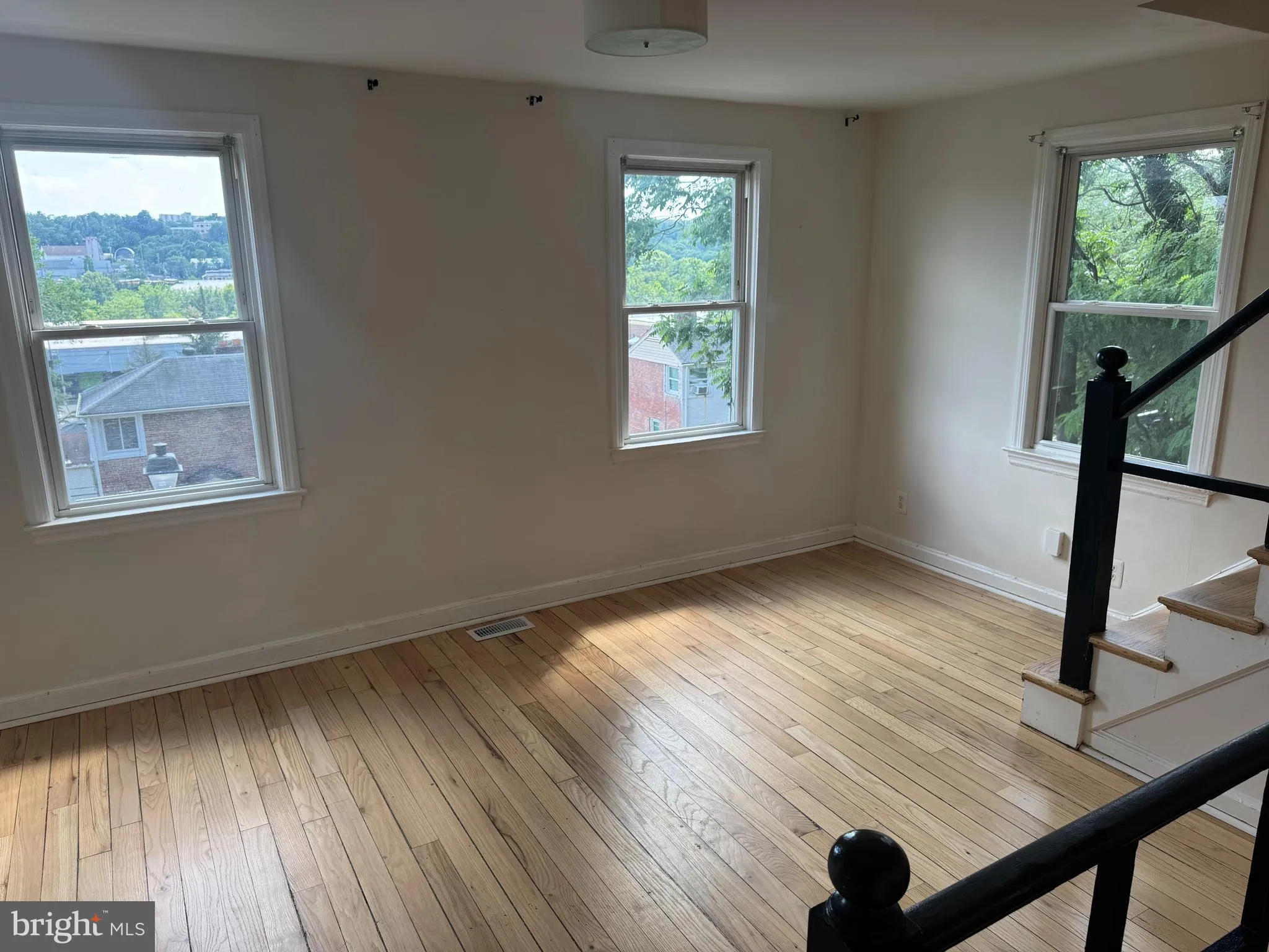 3731 KEMPER ROAD, Arlington, VA 22206
