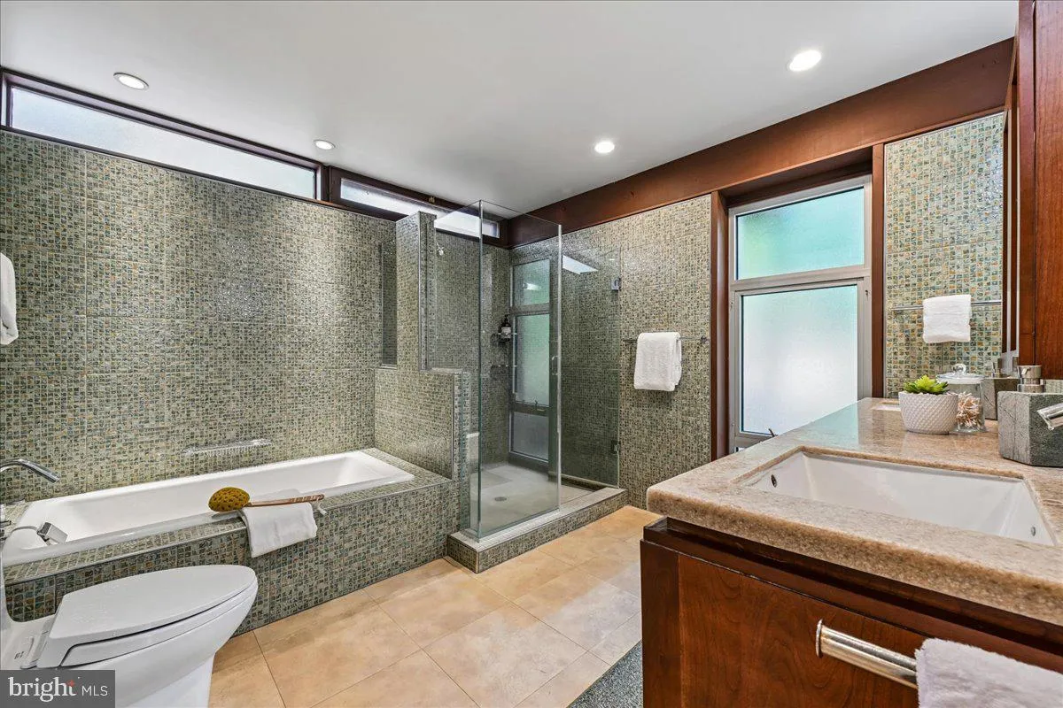 6620 FERNWOOD COURT, Bethesda, MD 20817