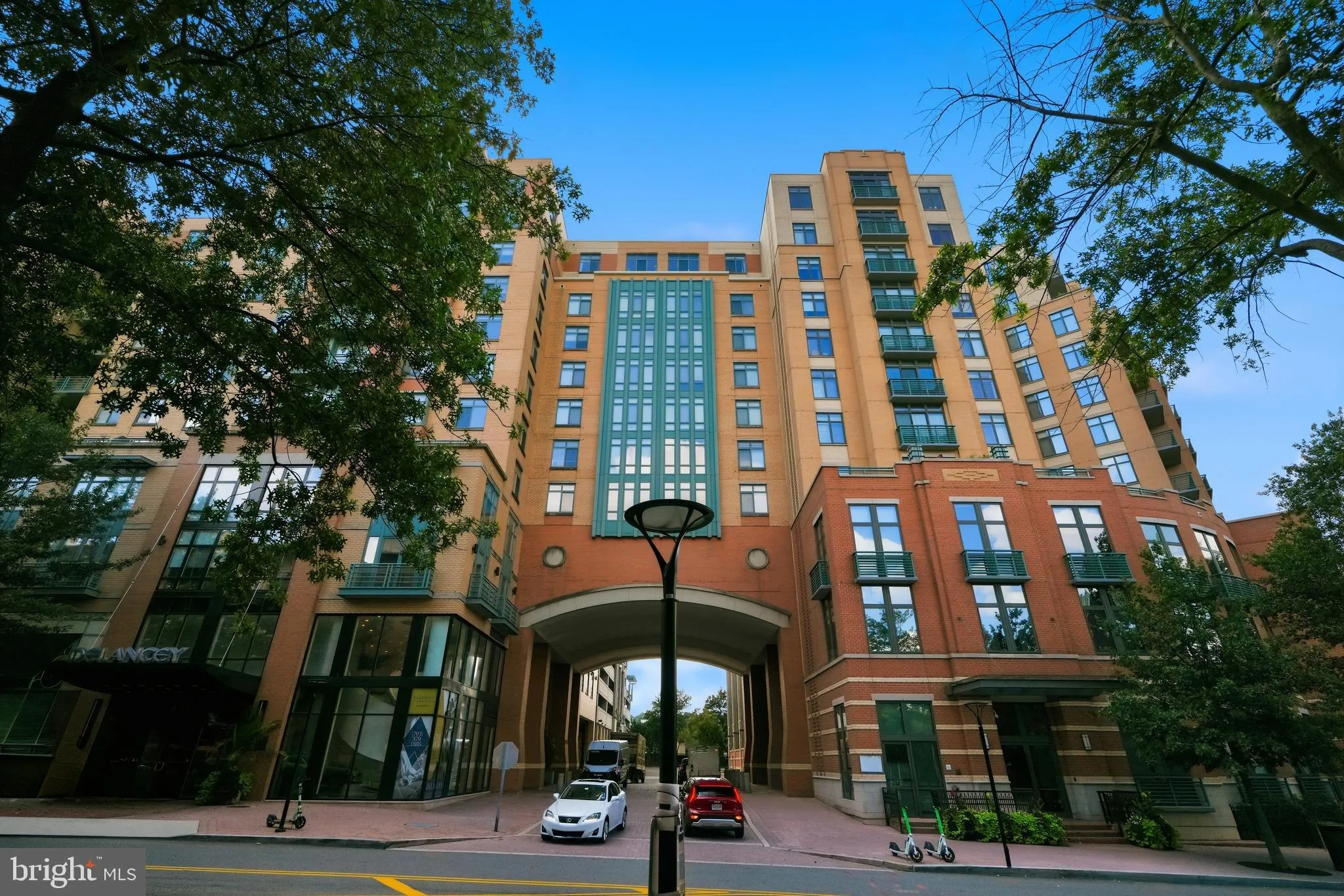 2720 ARLINGTON MILL DRIVE, Arlington, VA 22206