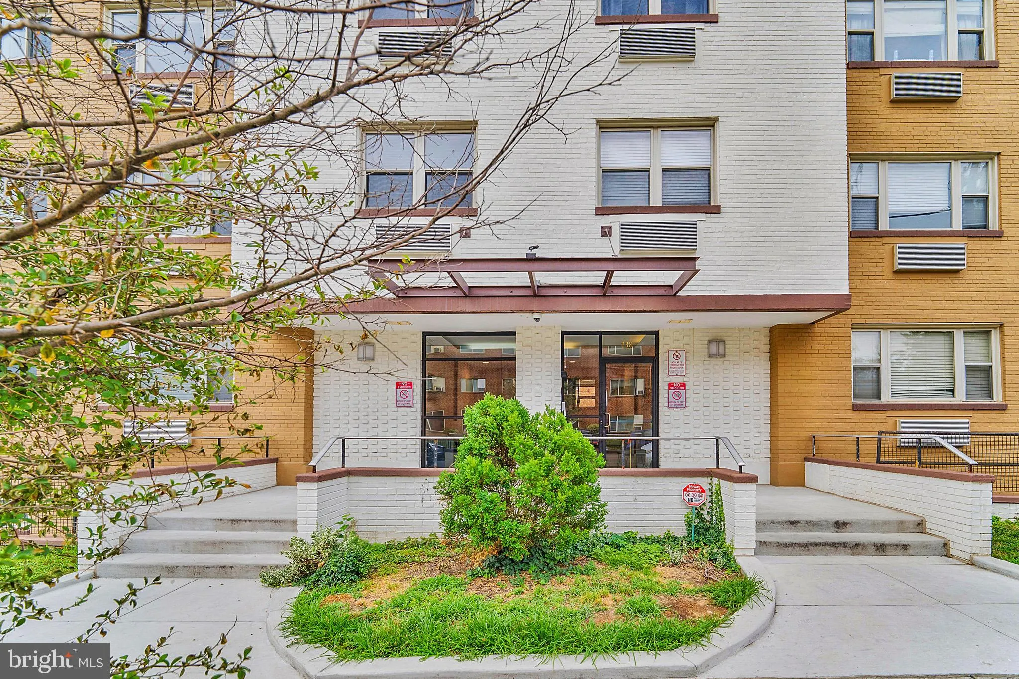 738 LONGFELLOW STREET, Washington, DC 20011
