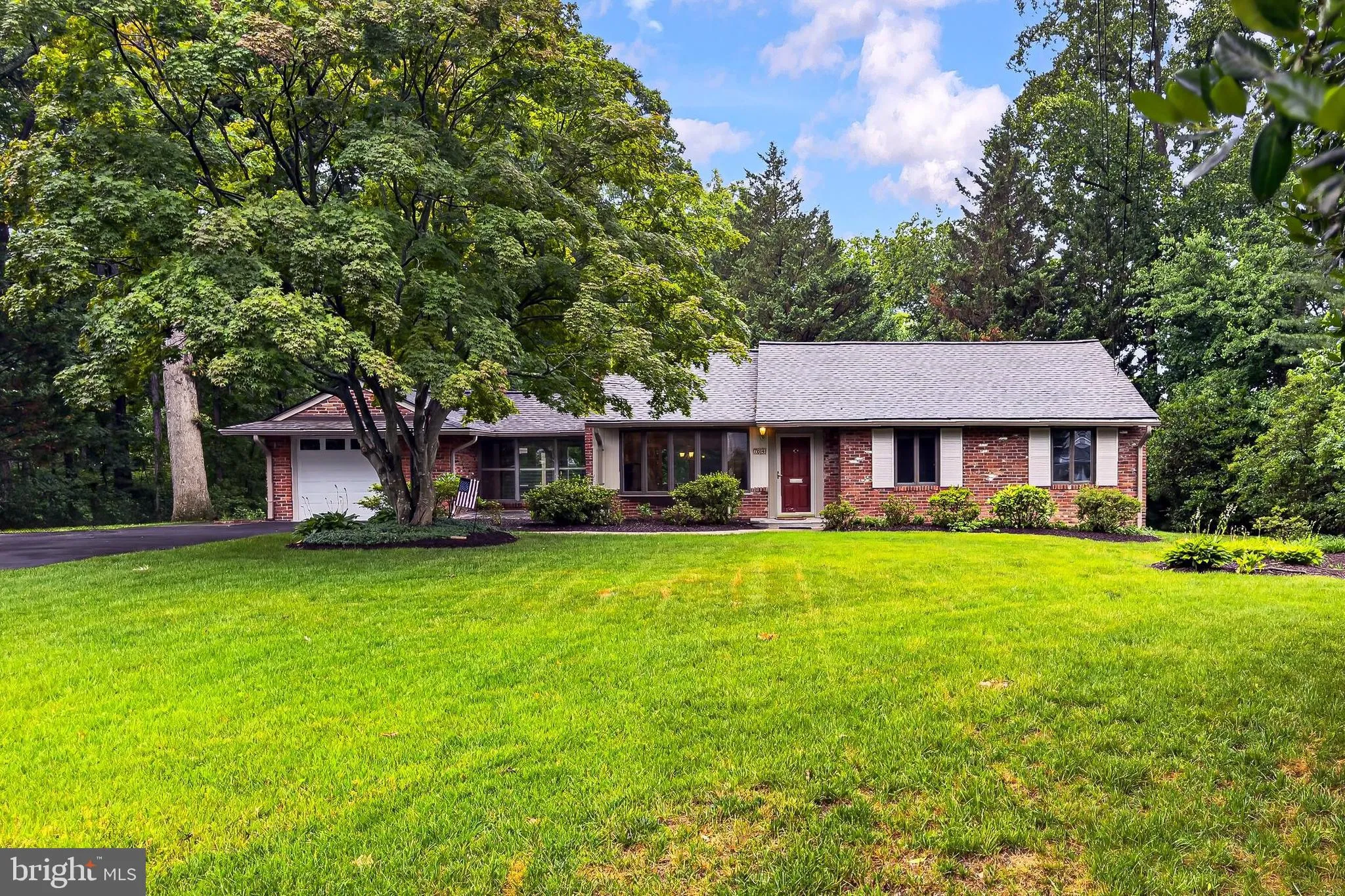 7614 WOODRIDGE CIRCLE, Alexandria, VA 22308
