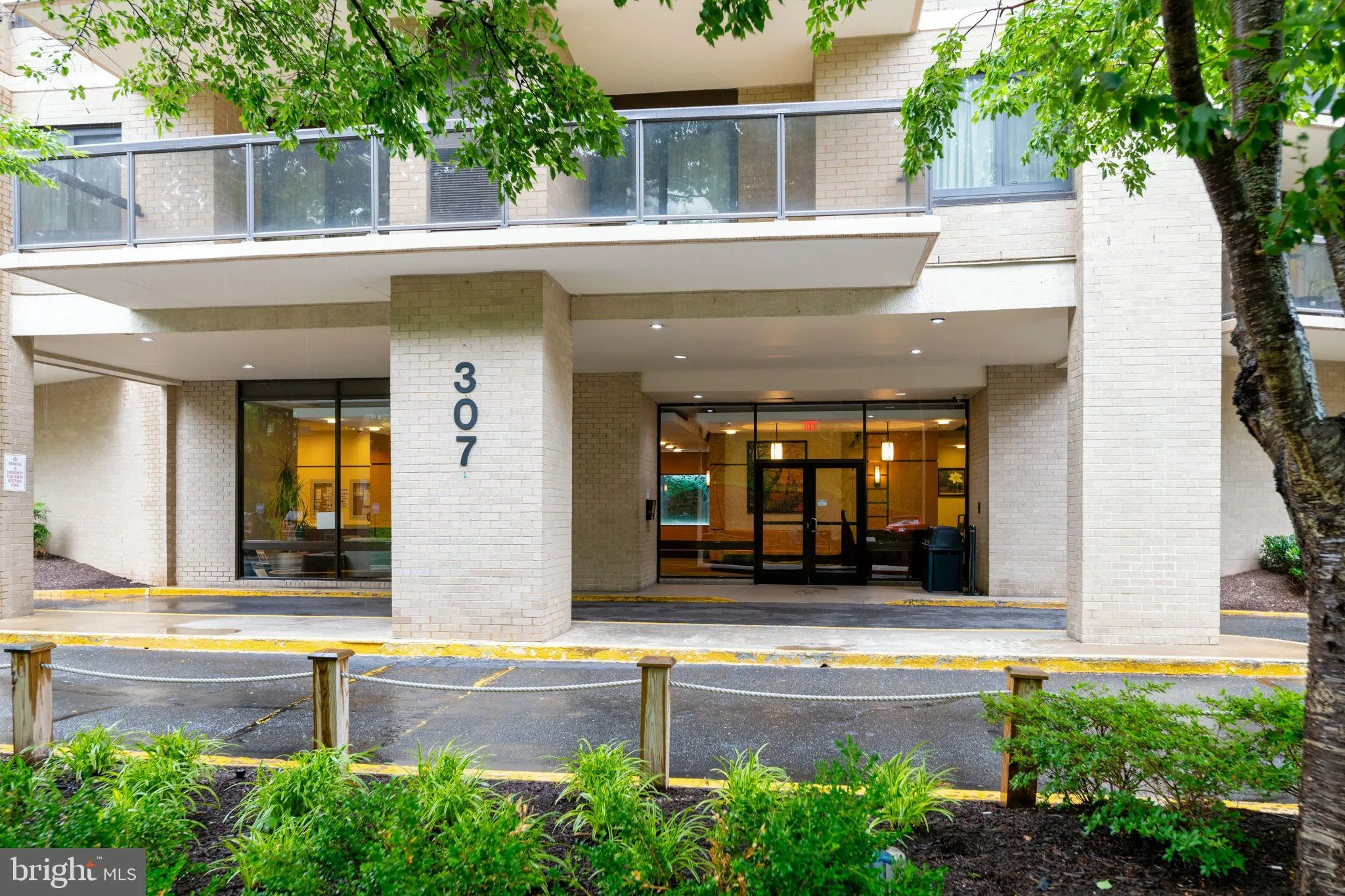 307 YOAKUM PARKWAY, Alexandria, VA 22304