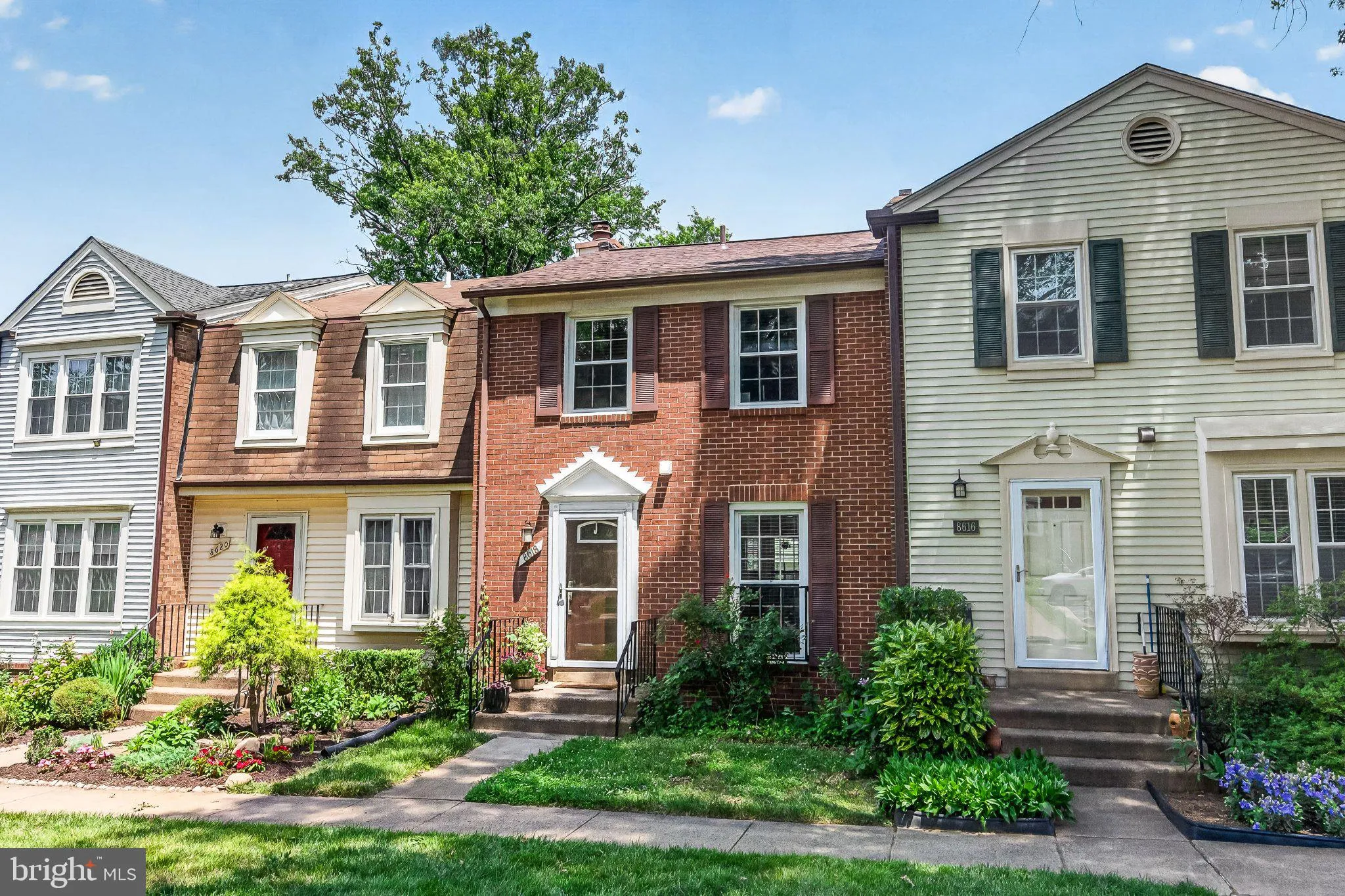 8618 DELLWAY LANE, Vienna, VA 22180