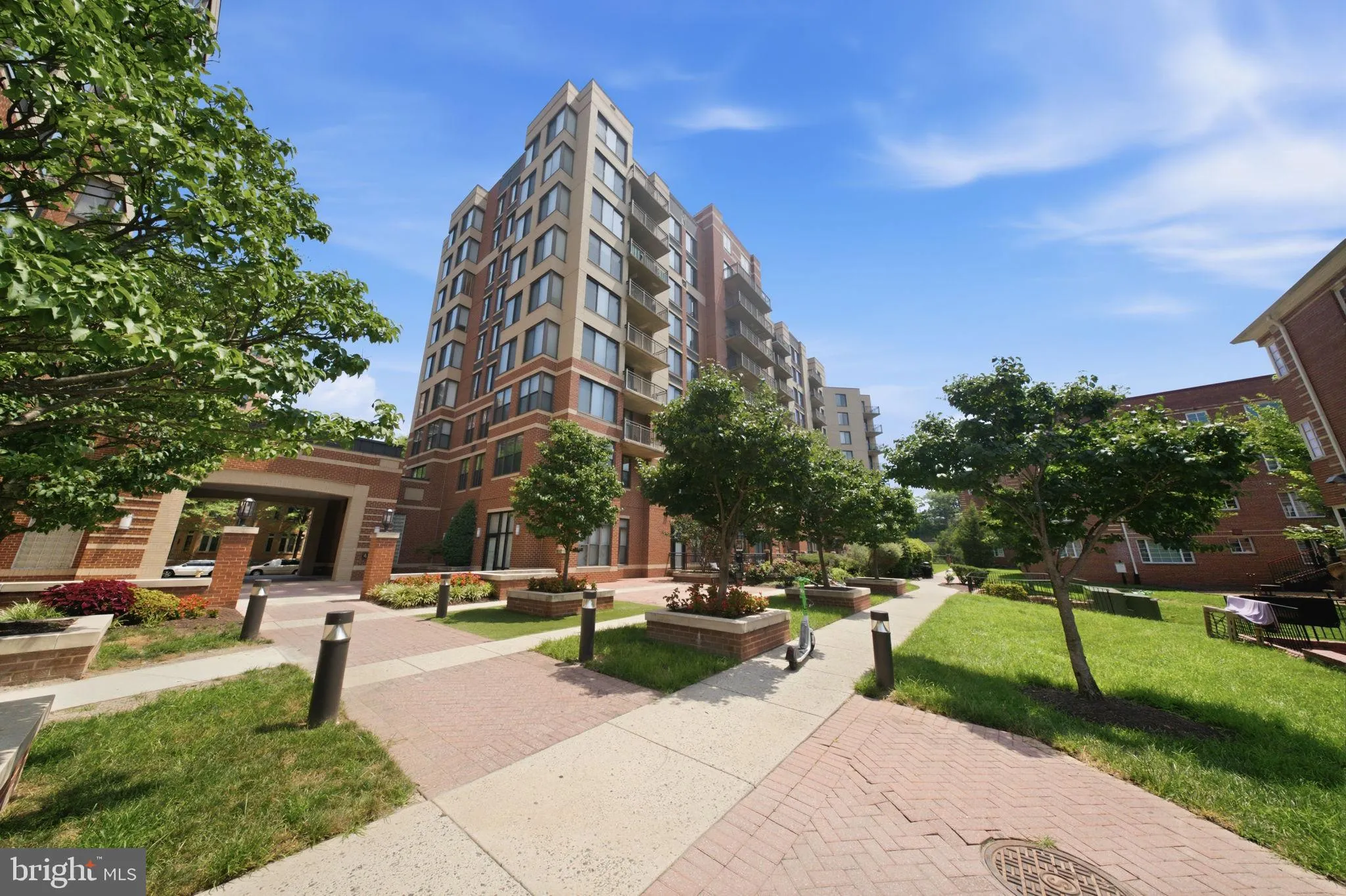 2220 FAIRFAX DRIVE, Arlington, VA 22201