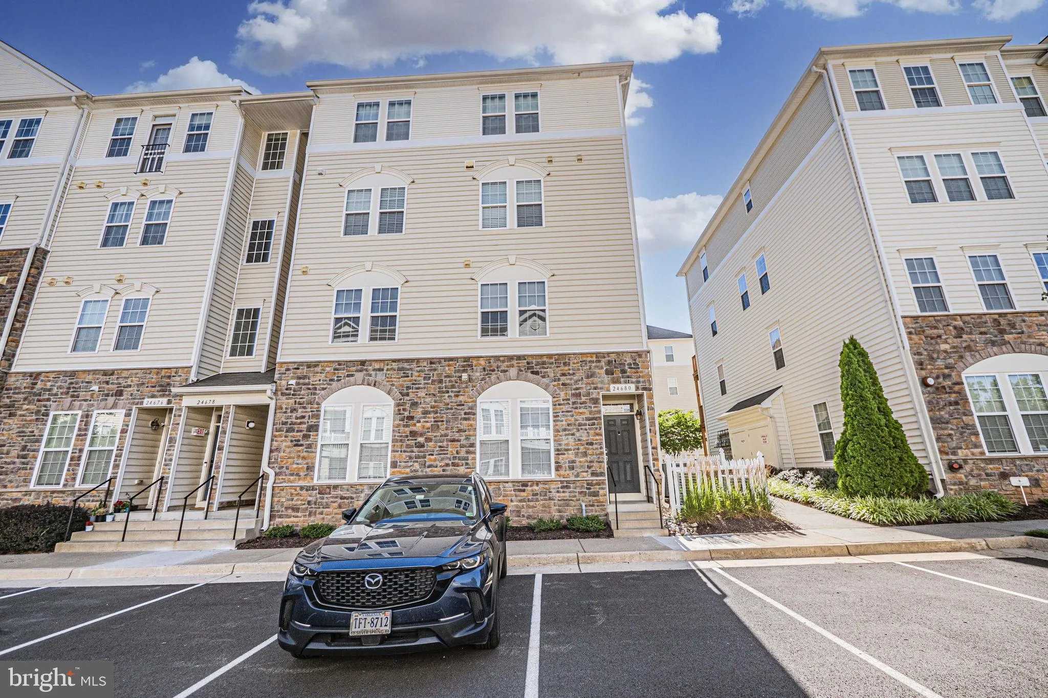 24680 BYRNE MEADOW SQUARE, Aldie, VA 20105