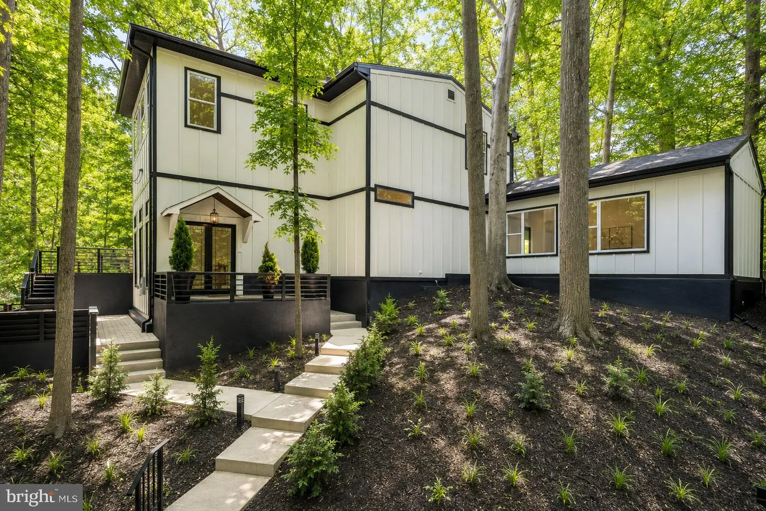 811 SLIGO CREEK PARKWAY, Takoma Park, MD 20912