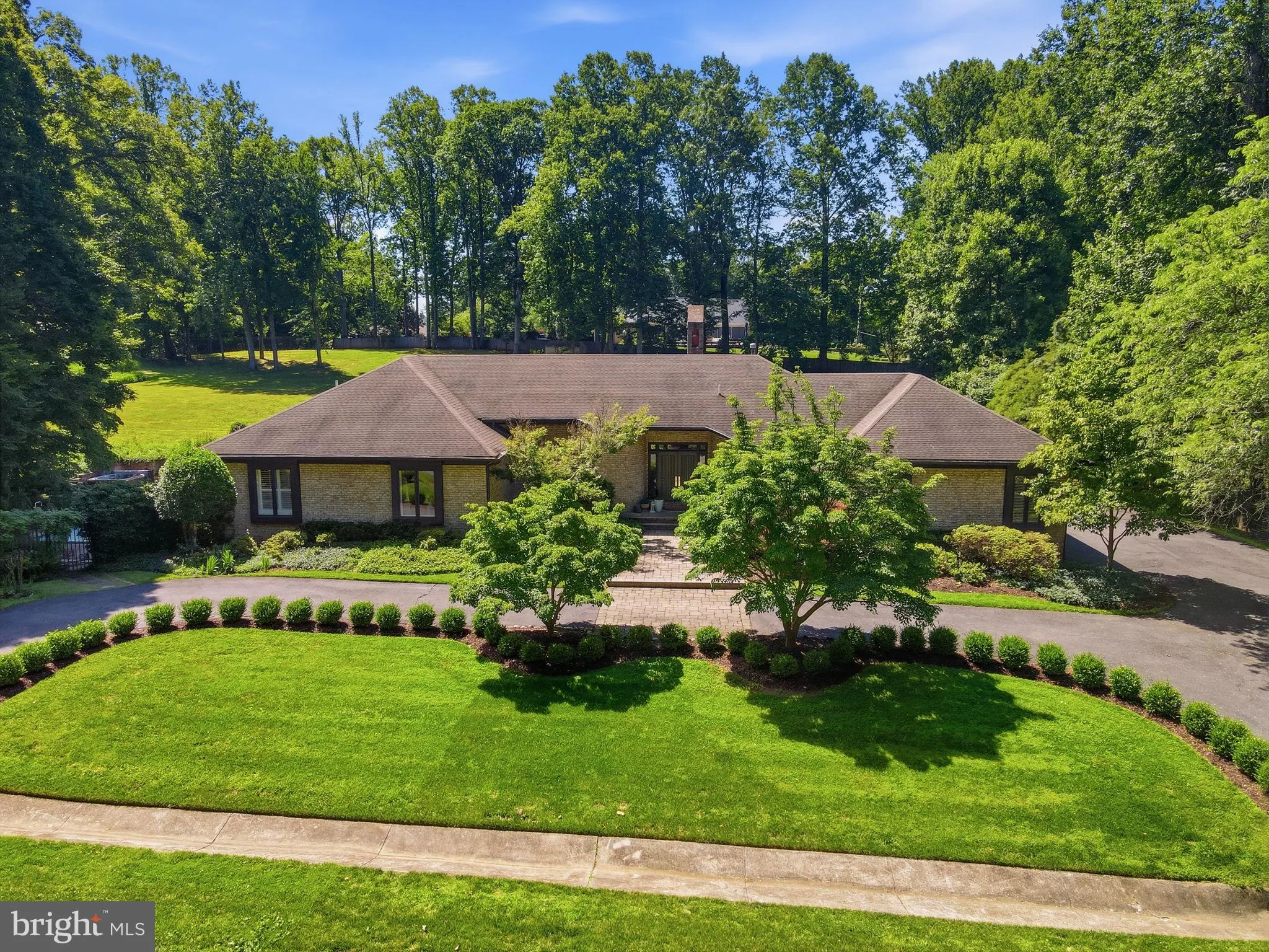 11621 LAKE POTOMAC DRIVE, Potomac, MD 20854