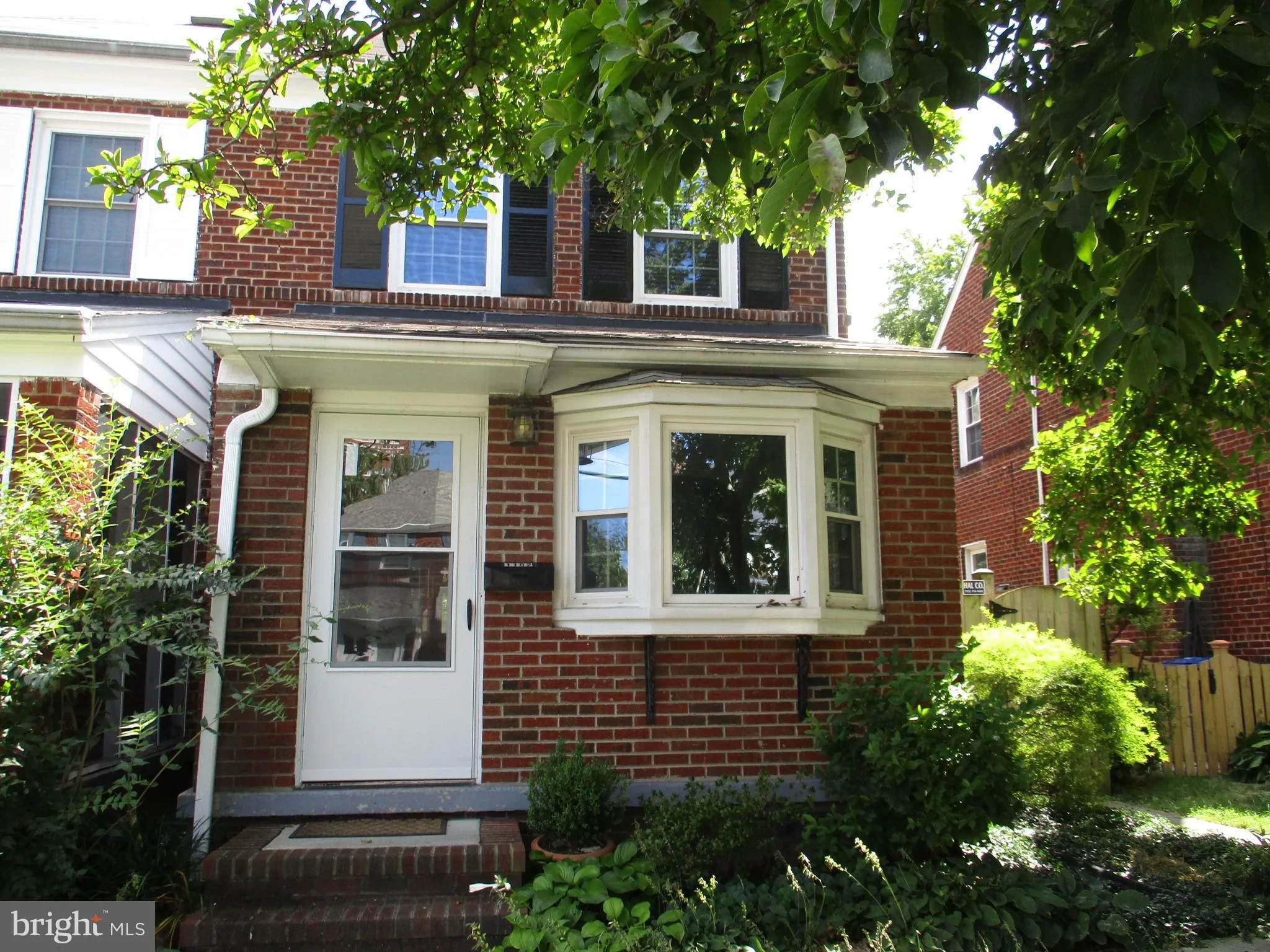 1102 16TH STREET, Arlington, VA 22202