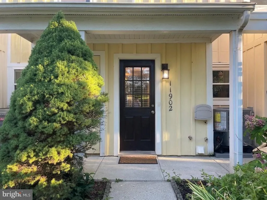 11902 FOAL LANE, North Potomac, MD 20878