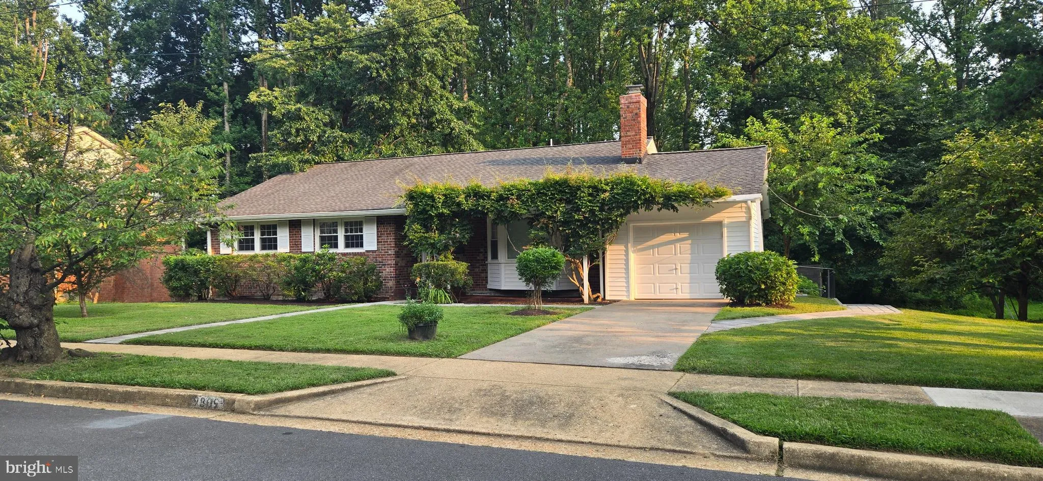 9809 LIMOGES, Fairfax, VA 22032