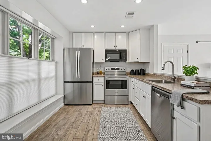 4505 Sahalee Court, Alexandria, VA 22312