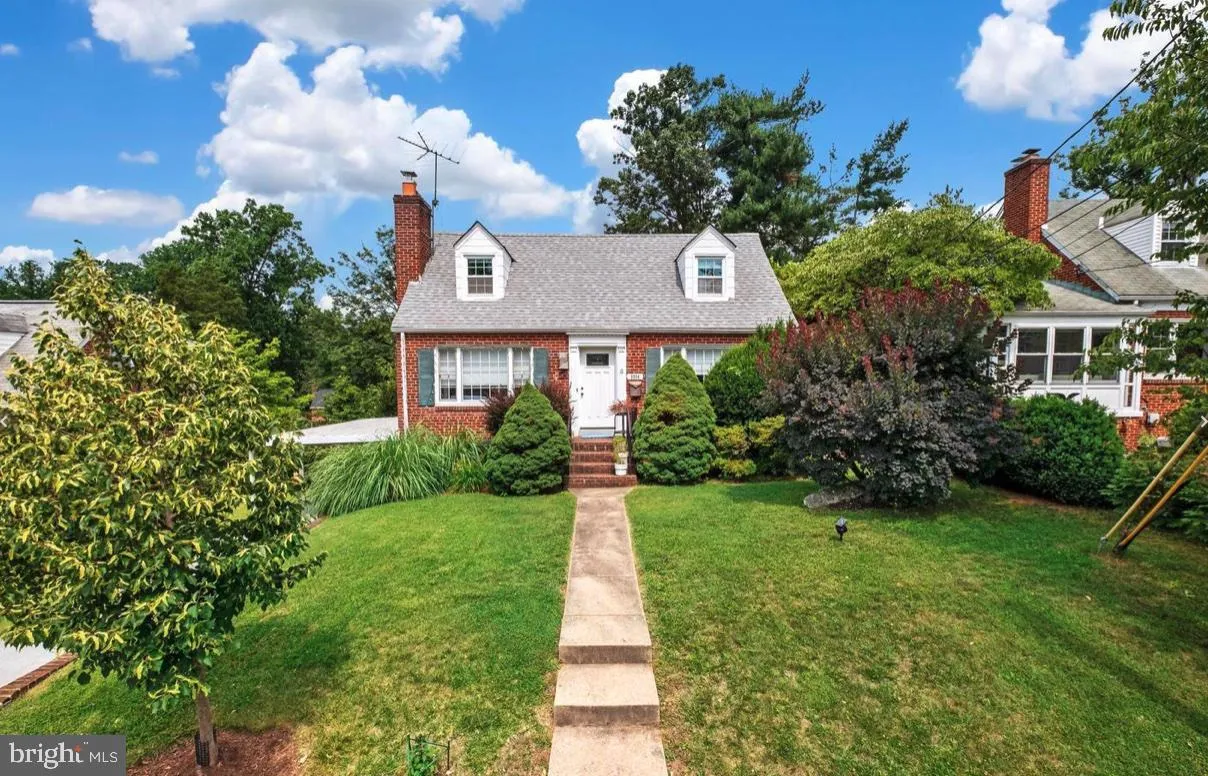 9504 MILSTEAD DRIVE, Bethesda, MD 20817
