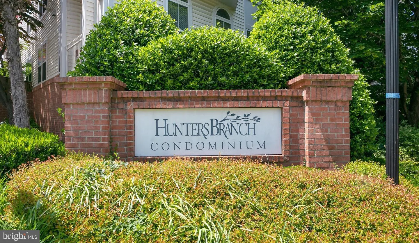 2931 DEER HOLLOW WAY, Fairfax, VA 22031