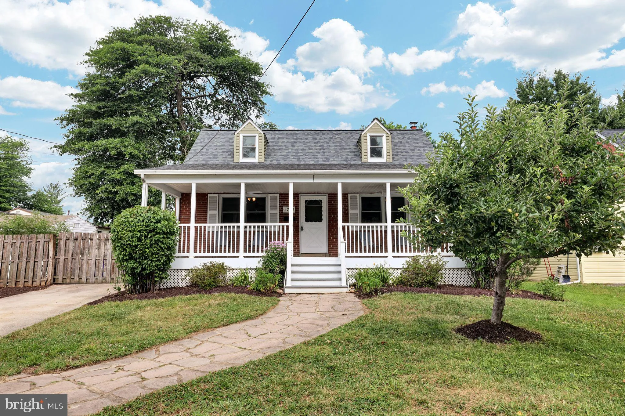 8702 50TH PLACE, College Park, MD 20740