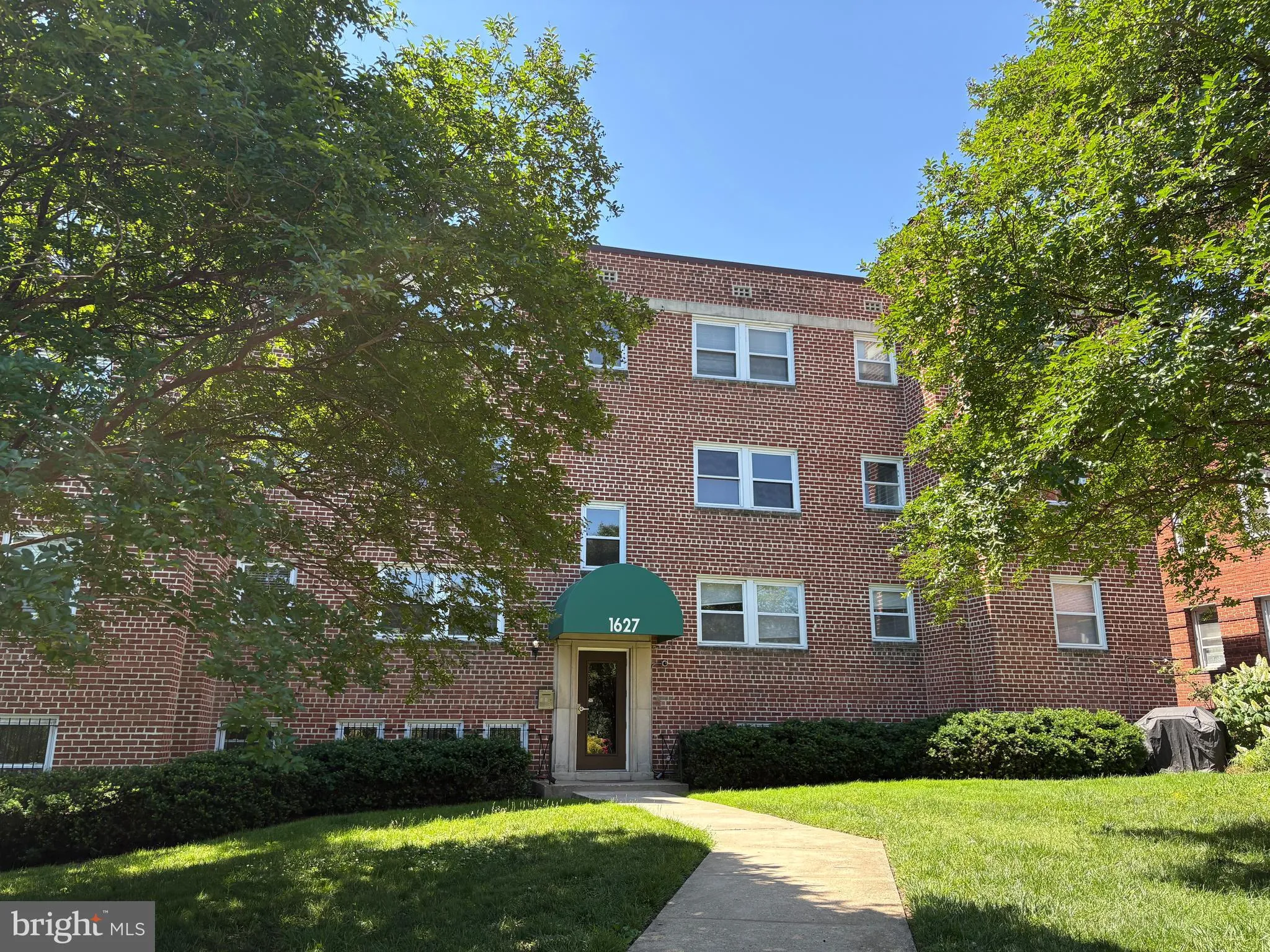 1627 MASSACHUSETTS AVENUE, Washington, DC 20003
