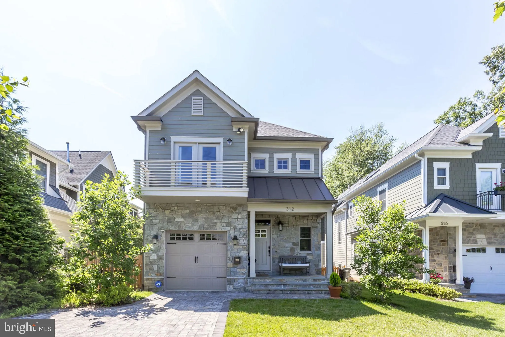 312 PINE STREET, Falls Church, VA 22046