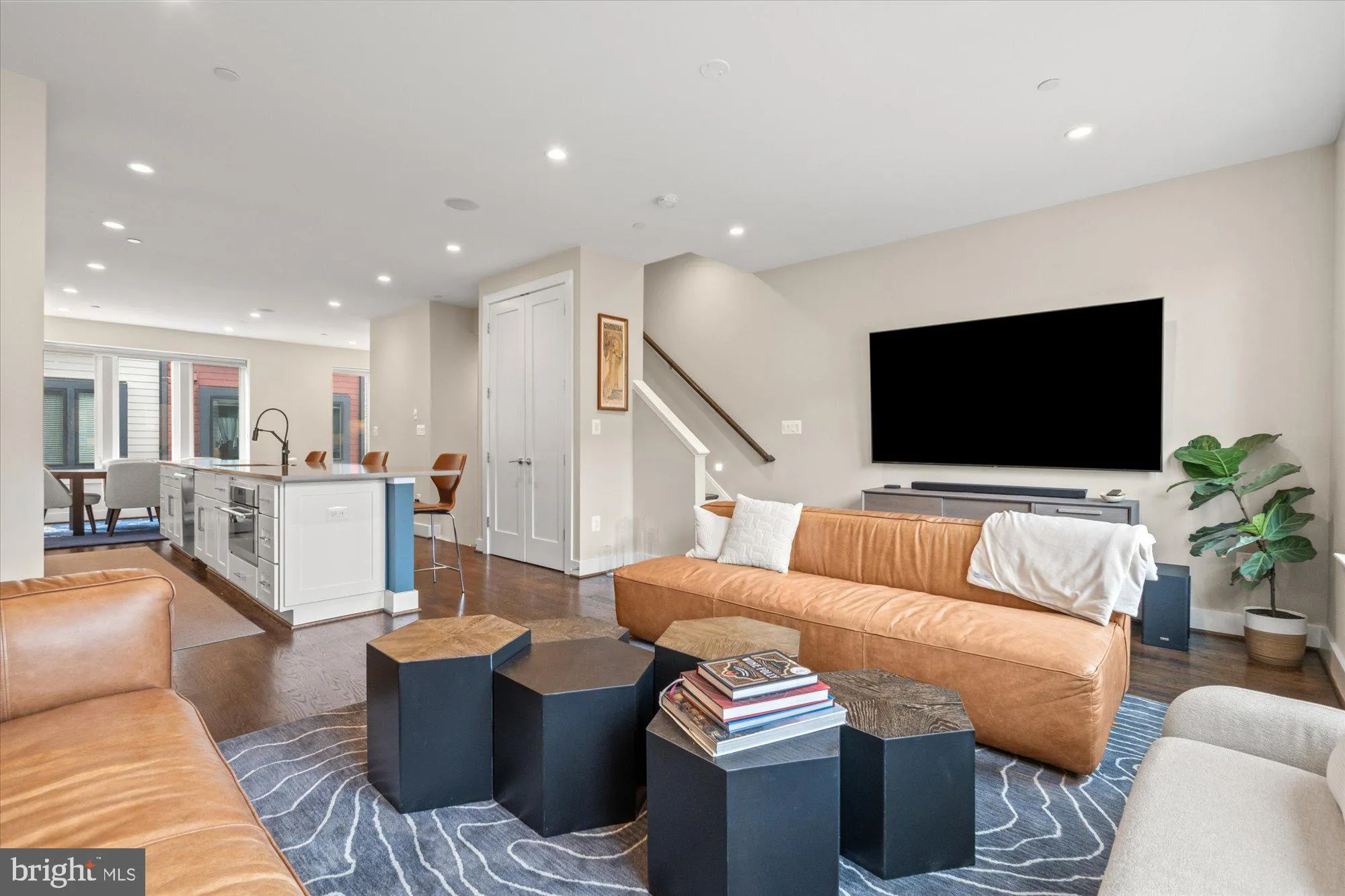 607 SLADE COURT, Alexandria, VA 22314