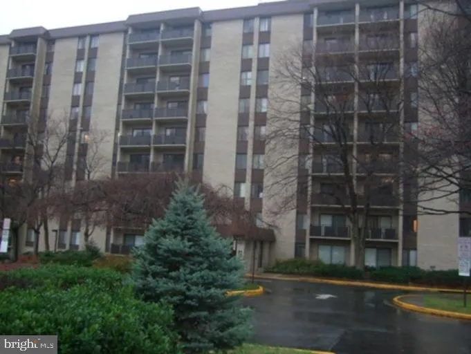 6001 ARLINGTON BOULEVARD, Falls Church, VA 22044