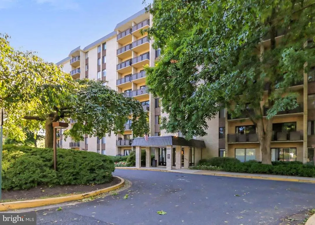 6001 ARLINGTON BOULEVARD, Falls Church, VA 22044