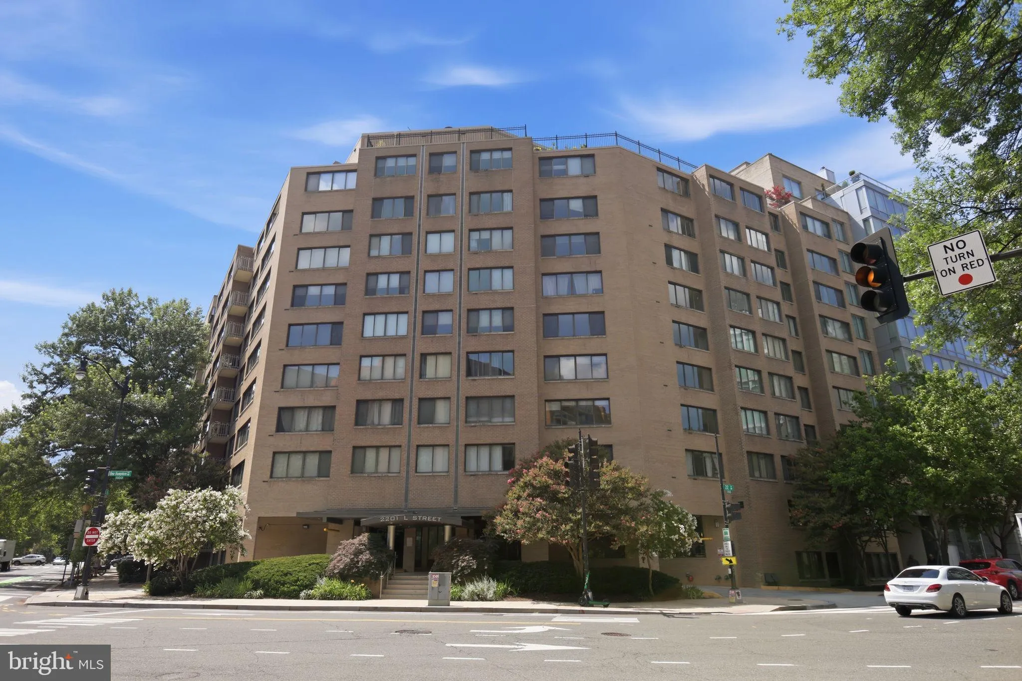 2201 L STREET, Washington, DC 20037